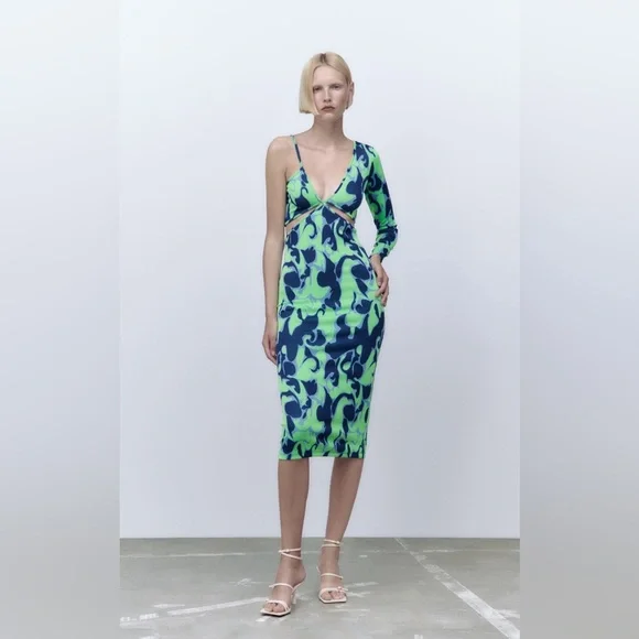 zara cut out jacquard dress Zara NWT Cut Out Jacquard Dress
